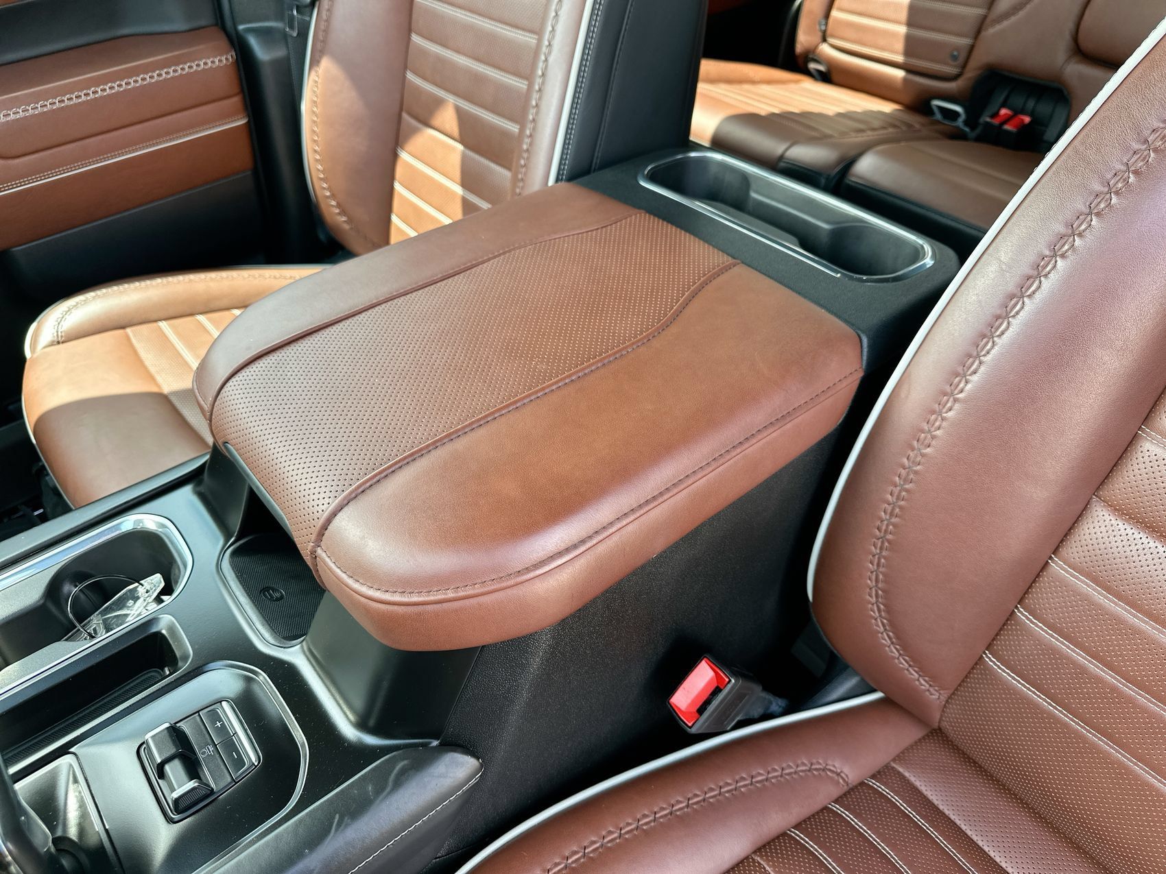 Used 2023 GMC Sierra 1500 Denali Ultimate AWD/4WD image 22