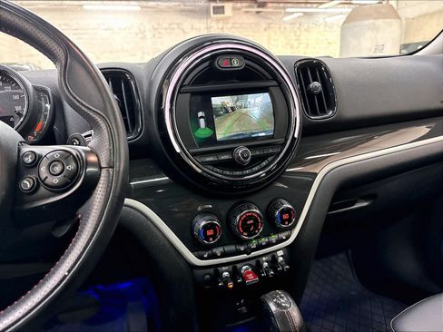 Used 2019 MINI Cooper Countryman S FWD image 9