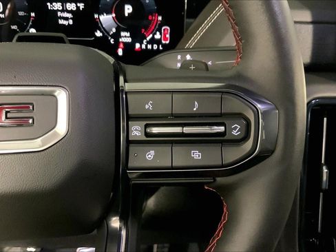 Used 2026 GMC Yukon AT4 Ultimate AWD/4WD image 19