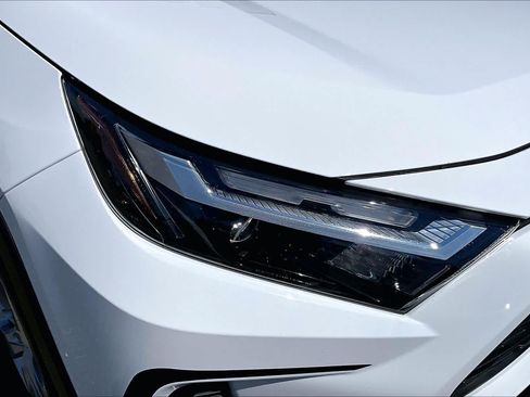 Certified 2023 Toyota RAV4 LE FWD image 27