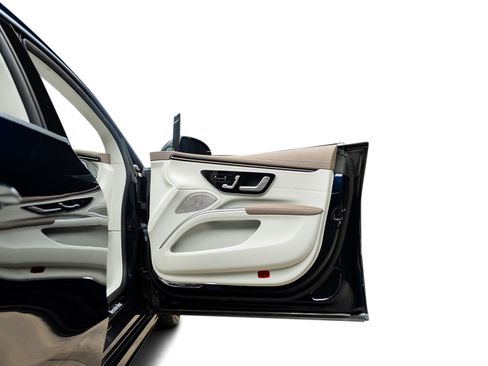 Used 2022 Mercedes-Benz EQS 580 4MATIC Sedan image 54