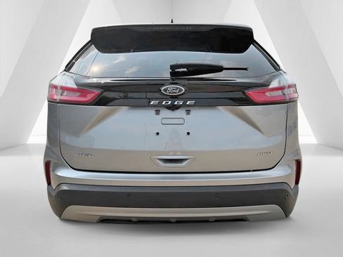 Used 2023 Ford Edge SEL w/ Convenience Package AWD/4WD image 6