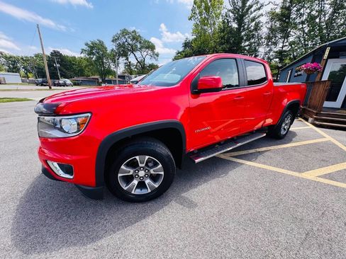 Used 2015 Chevrolet Colorado Z71 AWD/4WD image 10