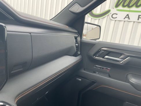 Used 2023 GMC Sierra 1500 AT4 image 27
