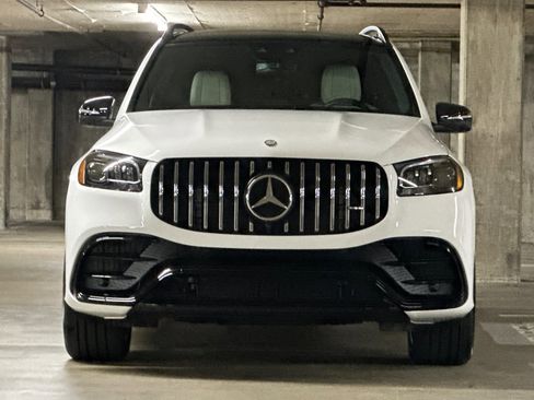 New 2026 Mercedes-Benz GLS 63 AMG 4MATIC image 5