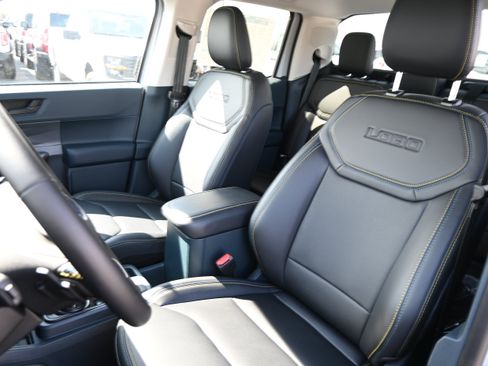 New 2026 Ford Maverick Lobo AWD/4WD image 31