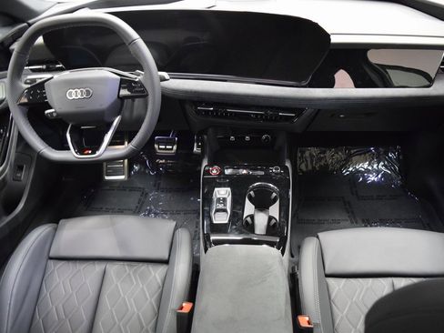 New 2025 Audi S6 e-tron Premium Plus image 8