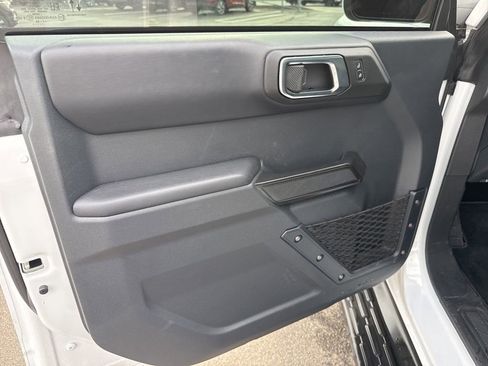Used 2025 Ford Bronco Outer Banks AWD/4WD image 20