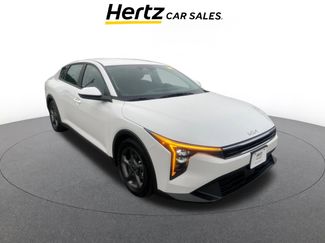 Used 2025 Kia K4 LXS video 1