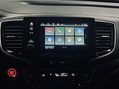 Used 2022 Honda Pilot TrailSport image 35