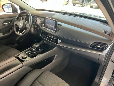 Used 2021 Nissan Rogue SV AWD/4WD image 20