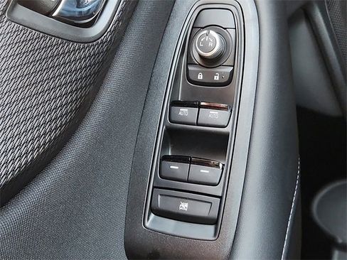 Certified 2025 Subaru Outback Premium w/ Popular Package #1A image 22