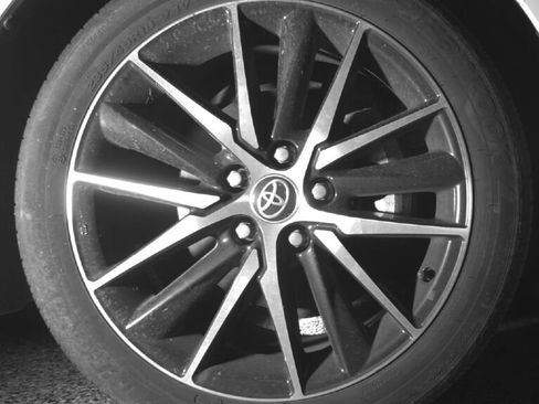 Used 2023 Toyota Camry SE AWD/4WD image 11