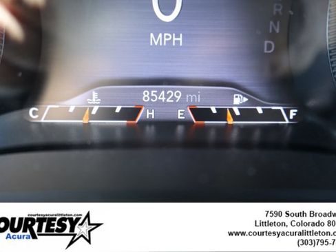 Used 2019 Jeep Cherokee Limited w/ Luxury Group AWD/4WD image 14