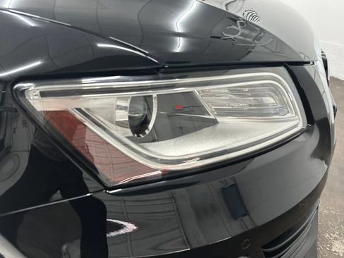 Used 2016 Audi Q5 2.0T Premium Plus w/ Technology Package AWD/4WD image 10