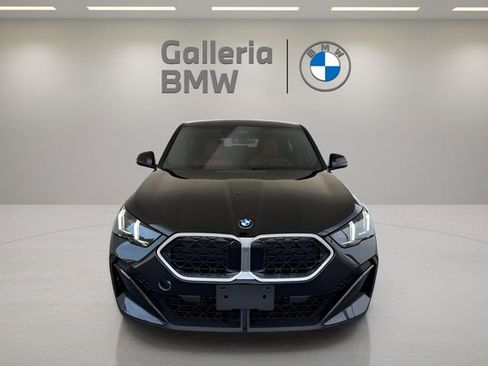 Used 2025 BMW X2 xDrive28i image 3