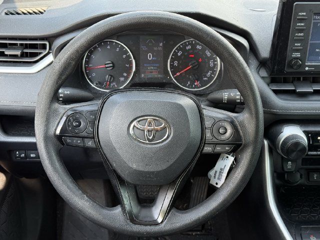 Used 2020 Toyota RAV4 LE FWD image 12