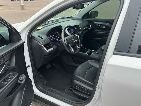 Used 2023 GMC Terrain SLT AWD/4WD image 8
