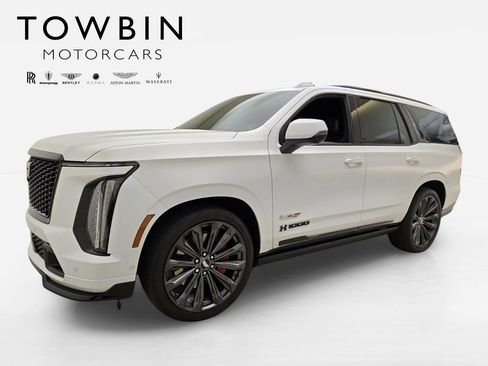 Used 2025 Cadillac Escalade V AWD/4WD image 1