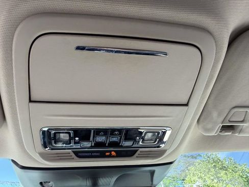 Used 2022 Lincoln Corsair AWD w/ Premium Package image 28