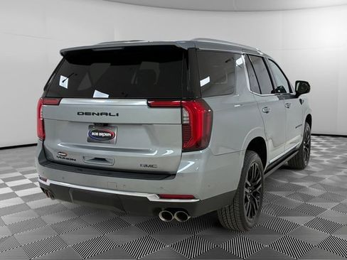 Used 2025 GMC Yukon Denali w/ Denali Reserve Package AWD/4WD image 5
