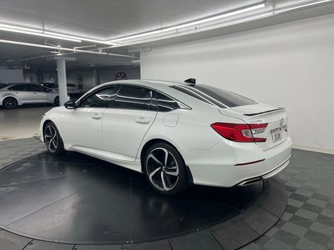Used 2021 Honda Accord Sport image 3