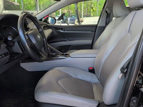 Used 2024 Toyota Camry XSE image 5