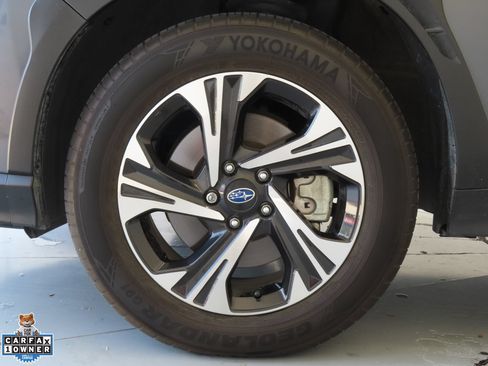 Used 2024 Subaru Crosstrek 2.0i Premium w/ Crosstrek Mirror Package AWD/4WD image 25