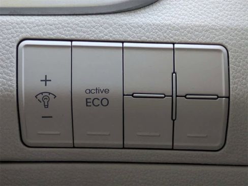 Used 2014 Hyundai Elantra GT image 22