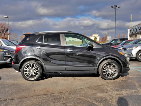 Used 2019 Buick Encore Sport Touring image 8