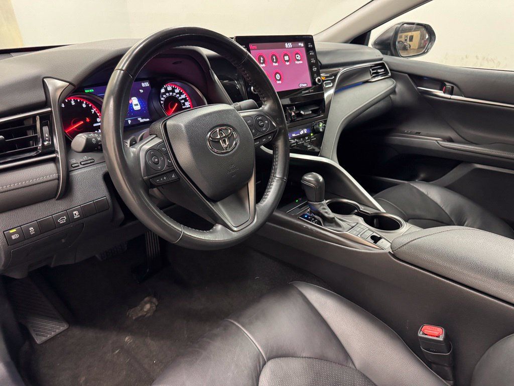 Used 2024 Toyota Camry XSE FWD image 15