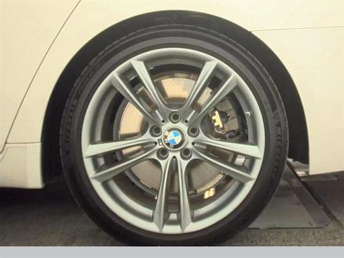 Used 2015 BMW 750i RWD image 12