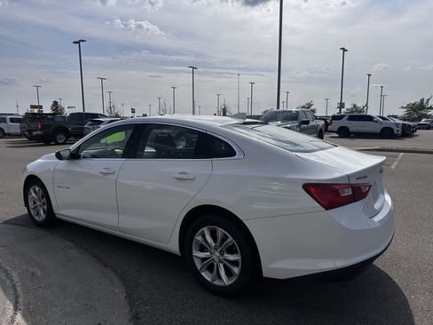 Used 2024 Chevrolet Malibu LT FWD image 3