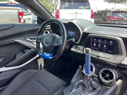 Used 2020 Chevrolet Camaro LS RWD image 18