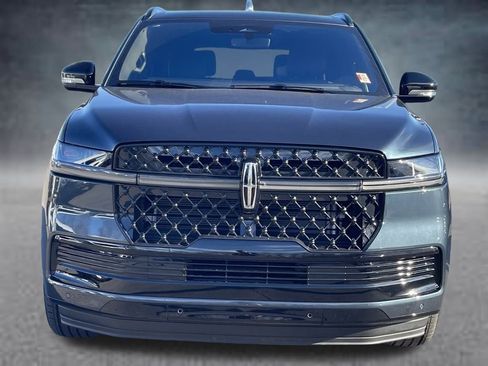New 2025 Lincoln Navigator Reserve w/ Jet Appearance Package image 28