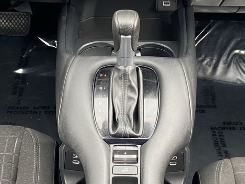 Used 2024 Honda HR-V LX image 15
