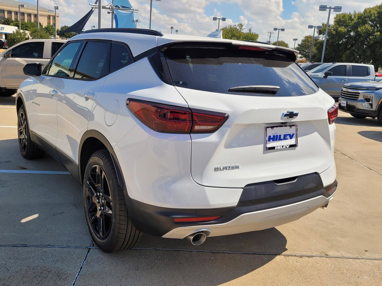 New 2026 Chevrolet Blazer LT w/ Convenience Package FWD image 3