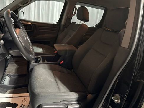 Used 2013 Honda Ridgeline Sport image 4