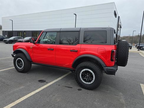 Used 2024 Ford Bronco Badlands w/ Sasquatch Package image 6