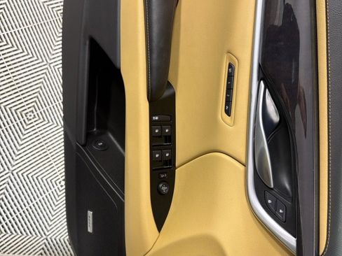 Used 2014 Cadillac XTS Luxury FWD image 10