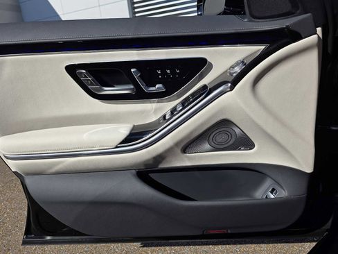 New 2026 Mercedes-Benz S 500 4MATIC image 16
