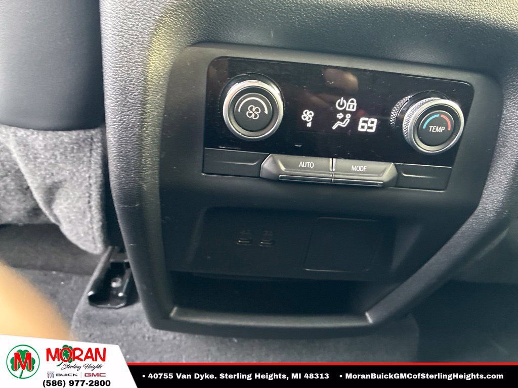 Used 2026 Buick Enclave Sport Touring FWD image 26