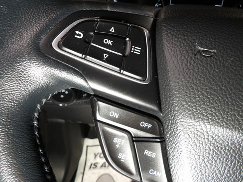 Used 2020 Ford EcoSport SE image 19