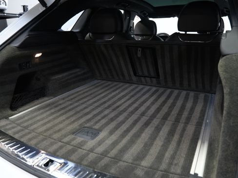 Used 2022 Bentley Bentayga AWD/4WD image 56