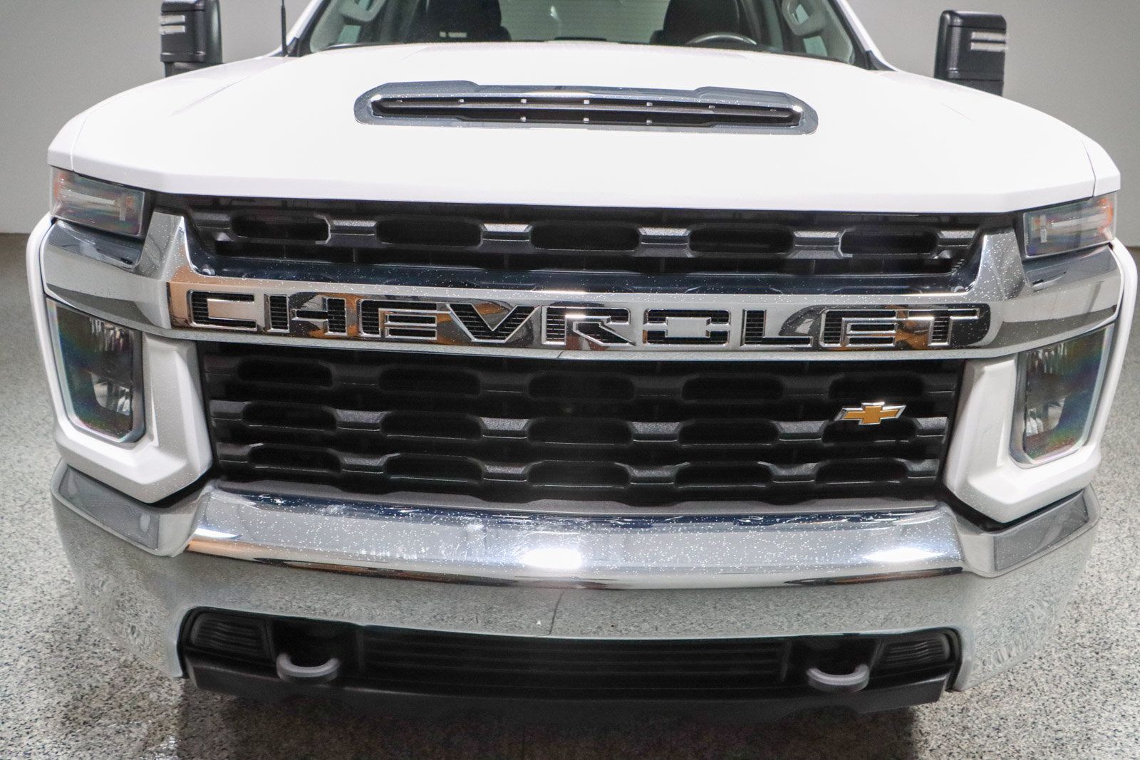 Used 2022 Chevrolet Silverado 2500 LT AWD/4WD image 4