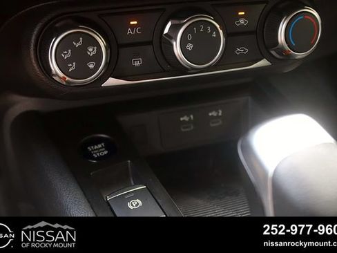 Certified 2025 Nissan Kicks SV FWD image 20