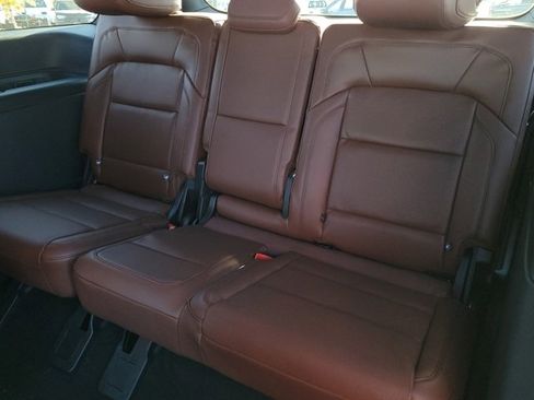 New 2025 Lincoln Navigator Reserve image 8