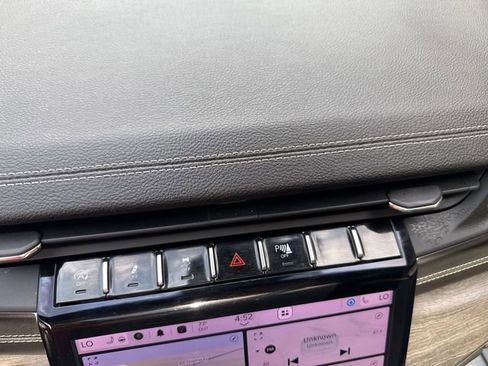 Used 2024 Jeep Grand Cherokee Limited image 28