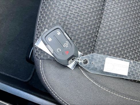 Used 2020 GMC Acadia SLE w/ Driver Convenience Package image 36