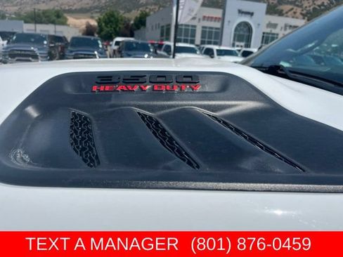 New 2026 RAM 3500 Laramie AWD/4WD image 9
